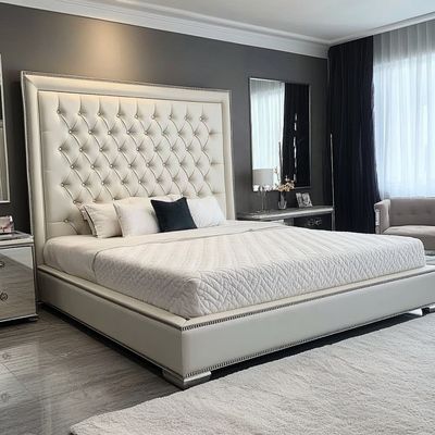طقم سرير مزدوج بحجم كوين / كينج من الخشب الرمادي مع أزرار عاكسة مستوحاة من الرئيس والتصميم الحديث